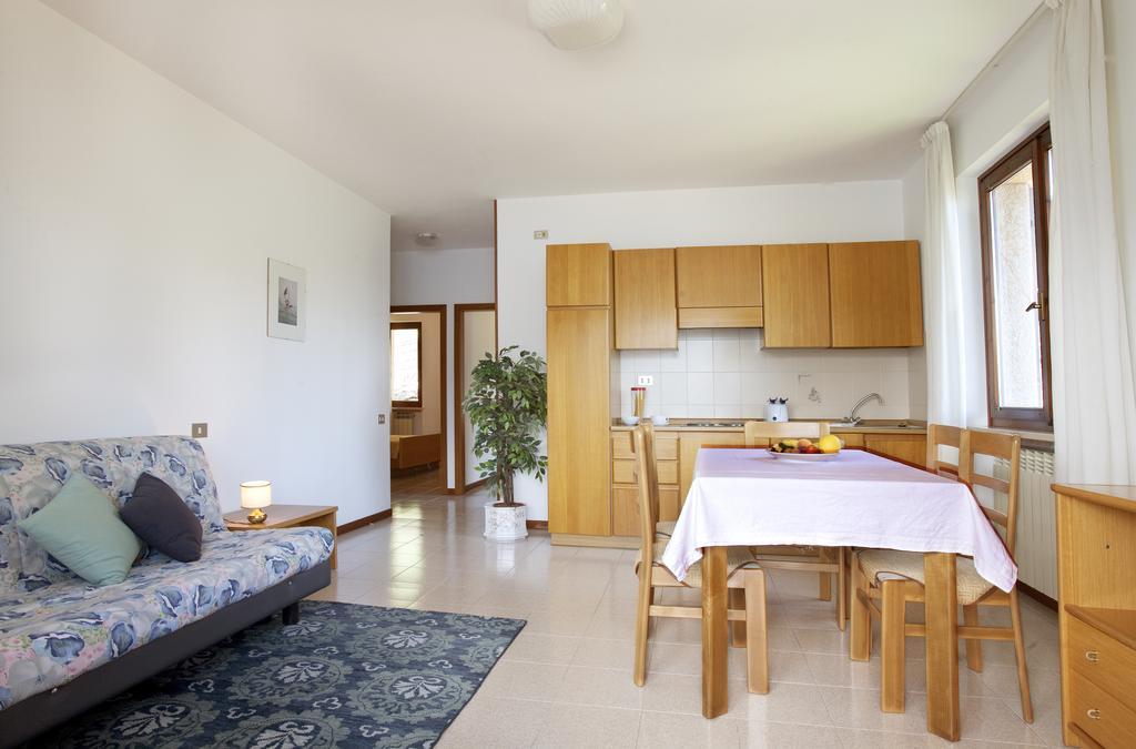 Residence Le Balze Malcesine Cameră foto